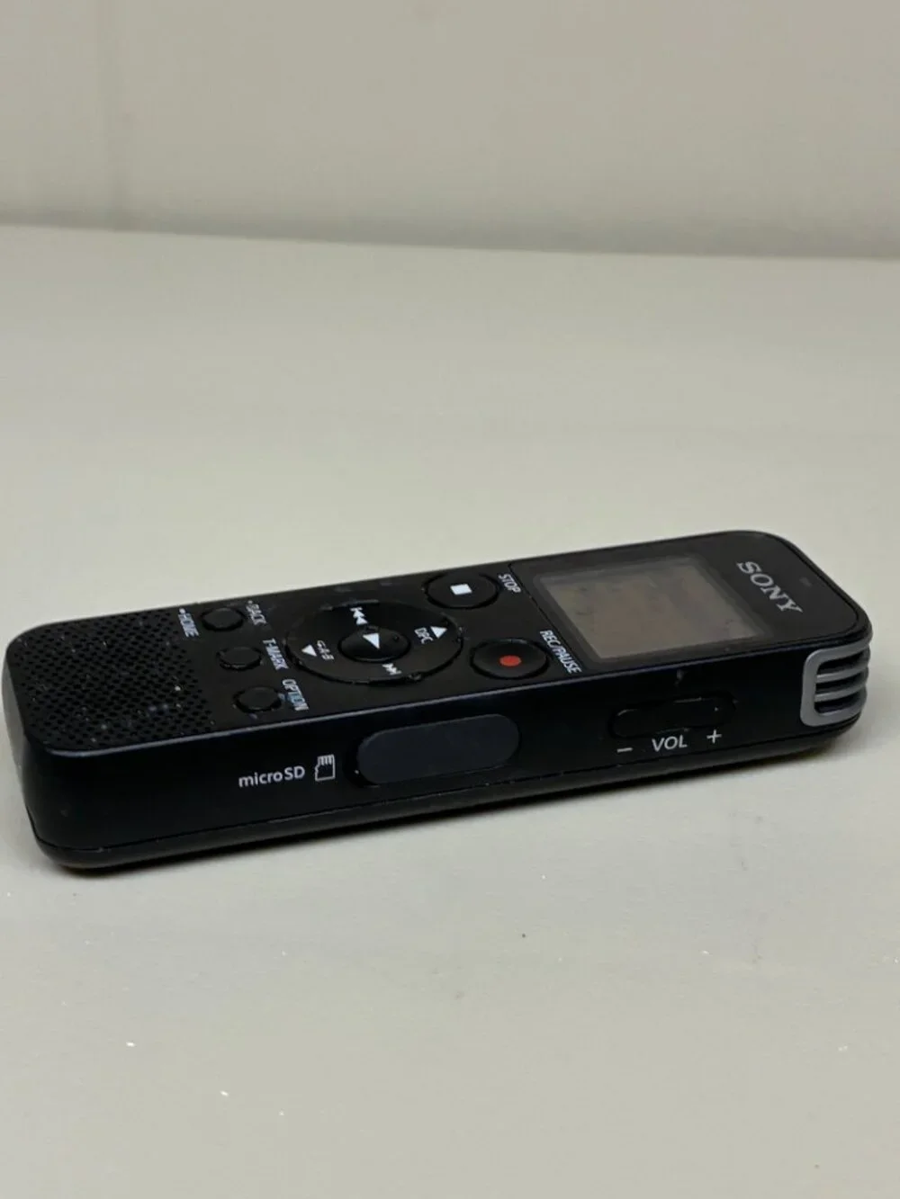 Sony ICD-PX470 Handheld Stereo Digital Voice Recorder 4GB USB microSD MP3